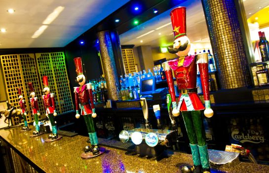 Restaurante The Hallmark Queen Hotel