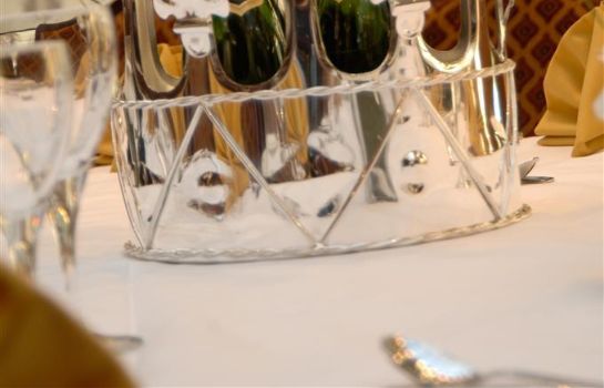Information The Queen at Chester Hotel Premier Collection by Best Western