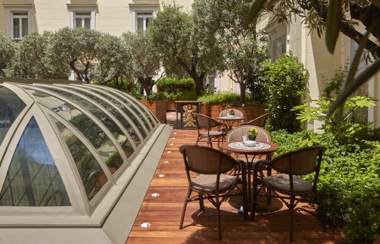 Bar hotelowy Hotel Grande Bretagne a Luxury Collection Hotel Athens