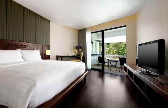 Suite Le Méridien Phuket Beach Resort