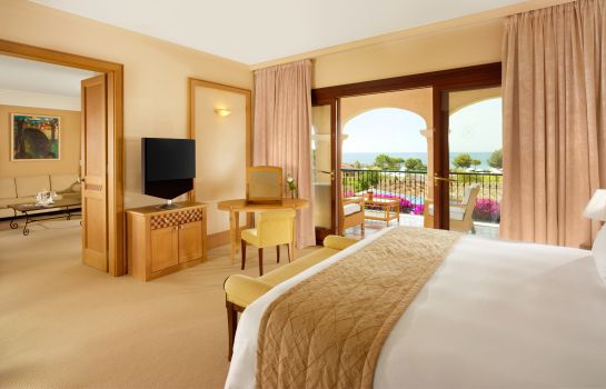 Camera The St. Regis Mardavall Mallorca Resort