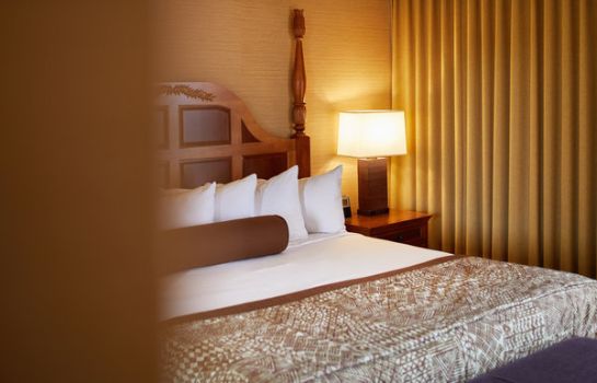 Kamers Outrigger Reef Waikiki Beach Resort