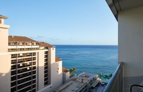 Camera Outrigger Reef Waikiki Beach Resort