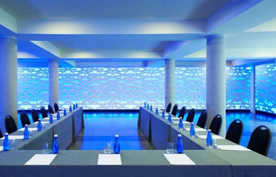 Sala konferencyjna Le Méridien Ra Beach Hotel & Spa