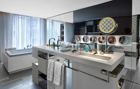 Kamers W London