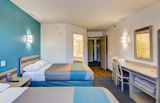 Camera MOTEL 6 MENOMONIE