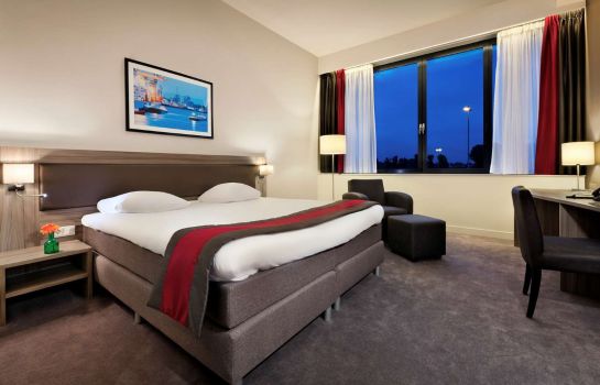 Zimmer Worldhotel Wings Rotterdam The Hague Airport