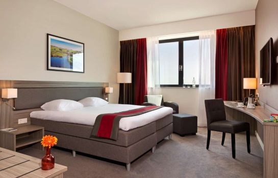 Zimmer Worldhotel Wings Rotterdam The Hague Airport