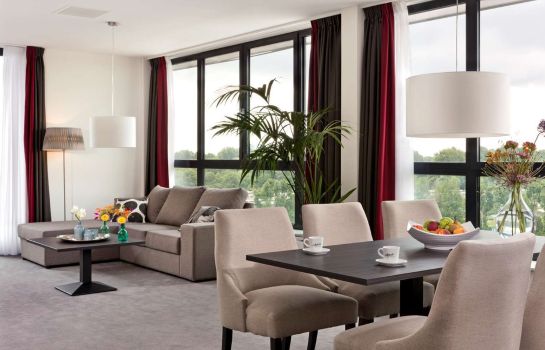 Zimmer Worldhotel Wings Rotterdam The Hague Airport