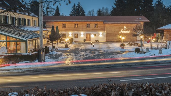 Hotel Forstnerwirt Rottenburg an der Laaber - 3 HRS Sterne Hotel: Bei