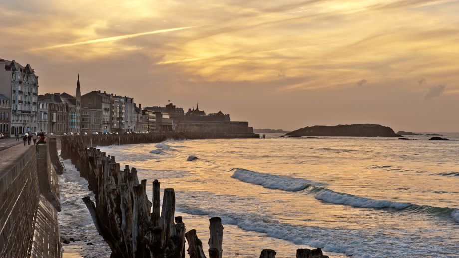 Grand Hotel des Thermes Saint Malo Grande Plage du Sillon ...