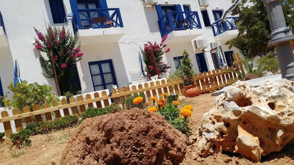 Aegean Star Hotel Apartments (Folegandros)