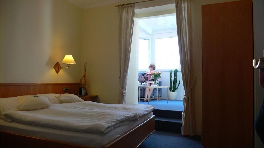 Hotel Binz Bernkastel Kues Germanynull