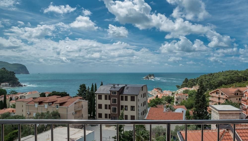 Hotel Medin Apartments (Petrovac)