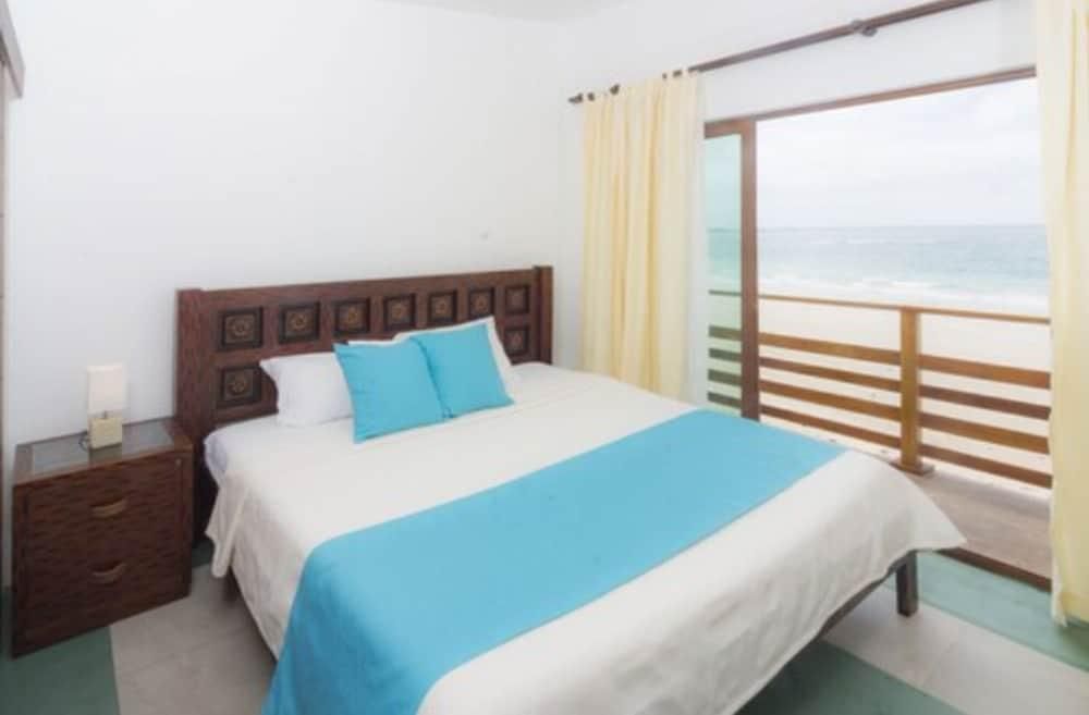 Hotel Cormorant Beach House (Puerto Villamil)