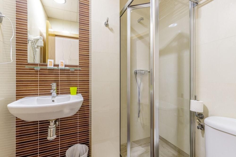Treboli san sebastián deals