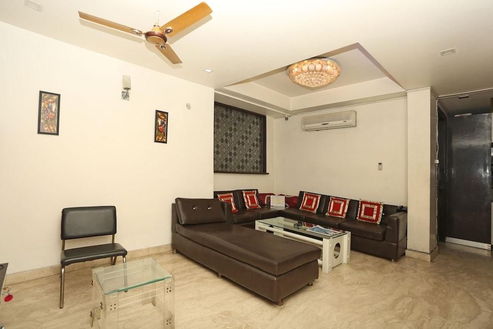 OYO 380 Hotel Atithee Residency (Noida)