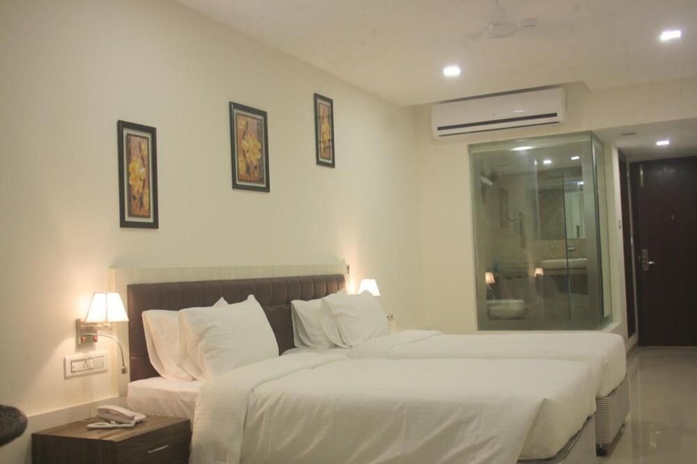 Hotel Maxx Value Hospitality (Mumbai / Bombay)