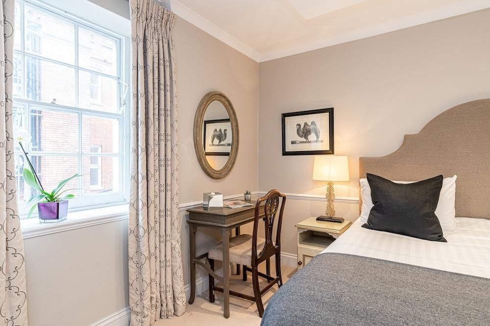 Hotel Knightsbridge Roof Garden Rooms Londres chez HRS avec services