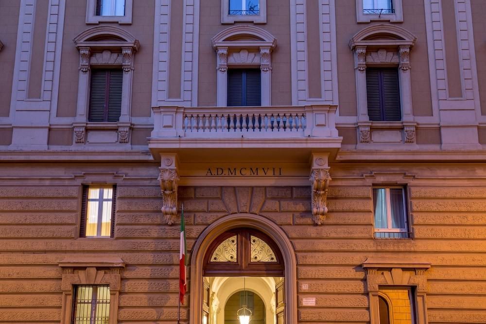 Hotel Piccolo Imperiale Rome HOTEL INFO