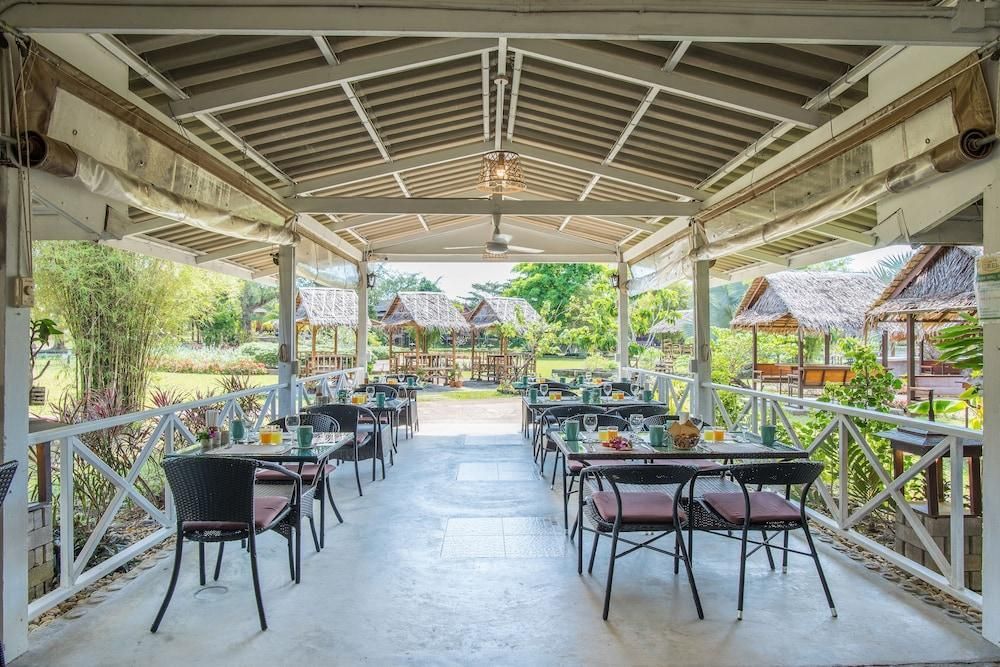 Hotel Thailife Homestay Resort & Spa 3 HRS star hotel in Ban Chao Nam