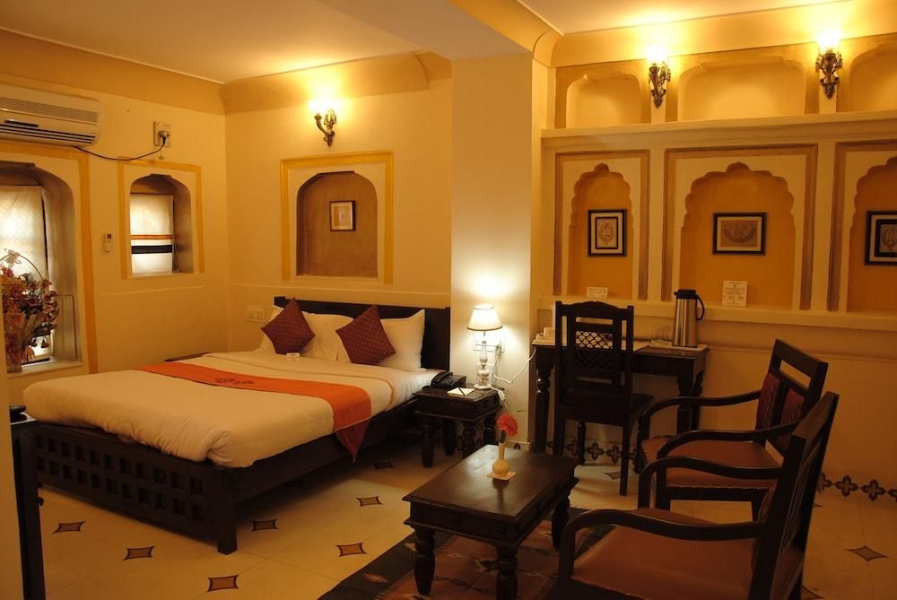 Hotel WelcomHeritage Sirsi Haveli (Jaipur)