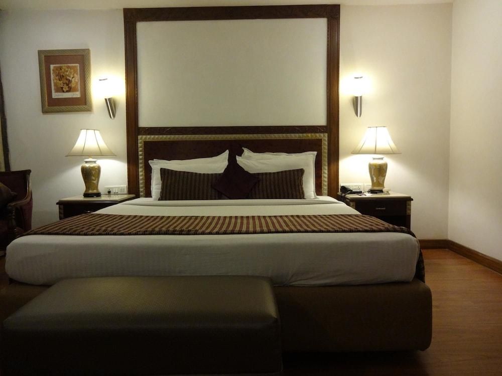 The Hotel Hindusthan International (Pune)