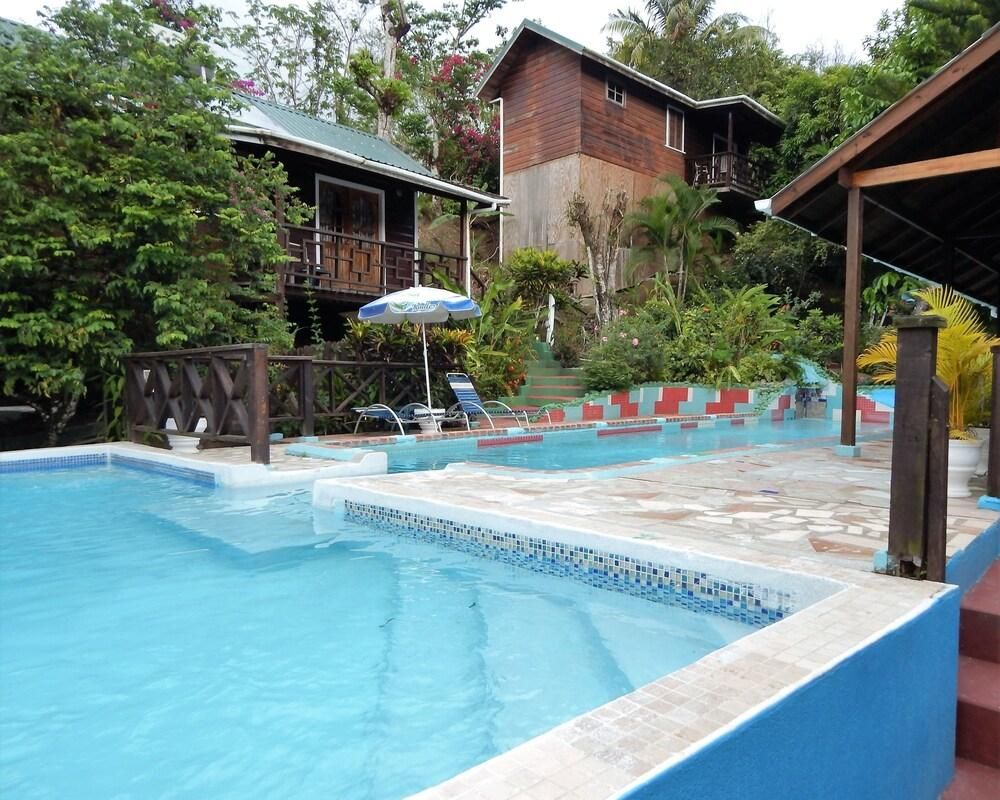 JJ's Paradise Hotel (Marigot Bay)