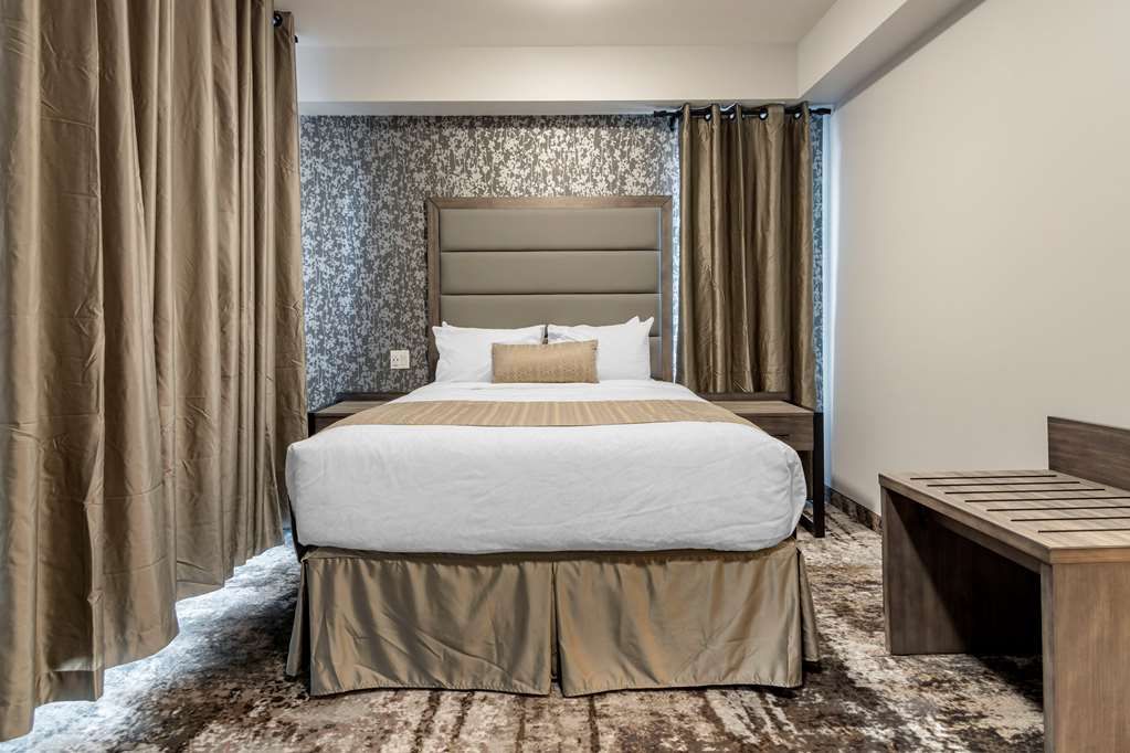 The Hue Hotel Ascend Hotel Collection (Kamloops)