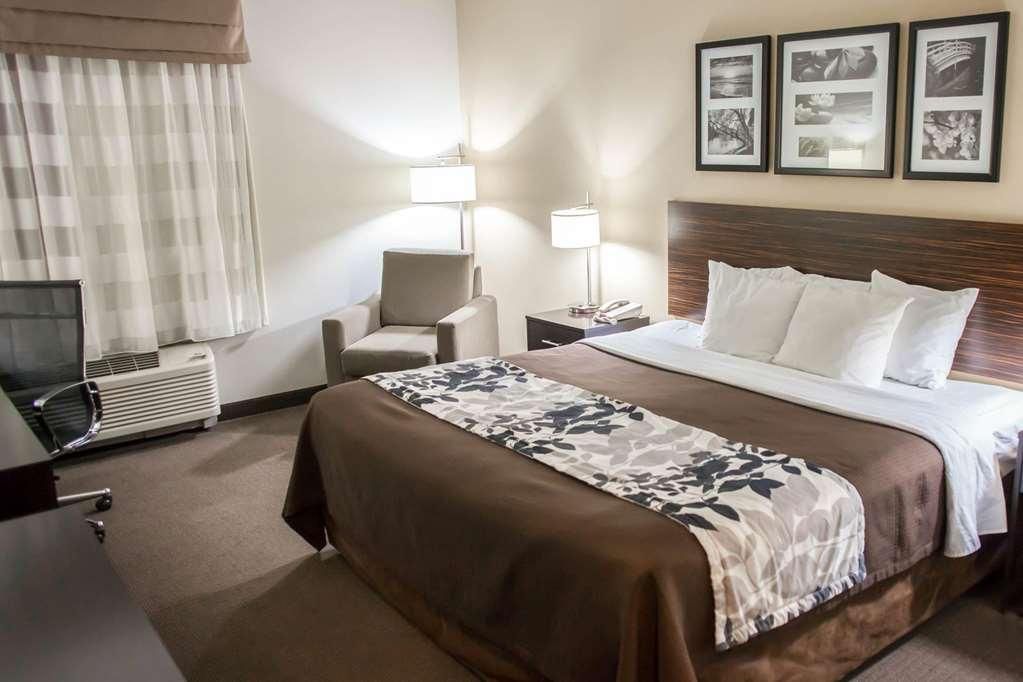 Sleep Inn and Suites Liberty