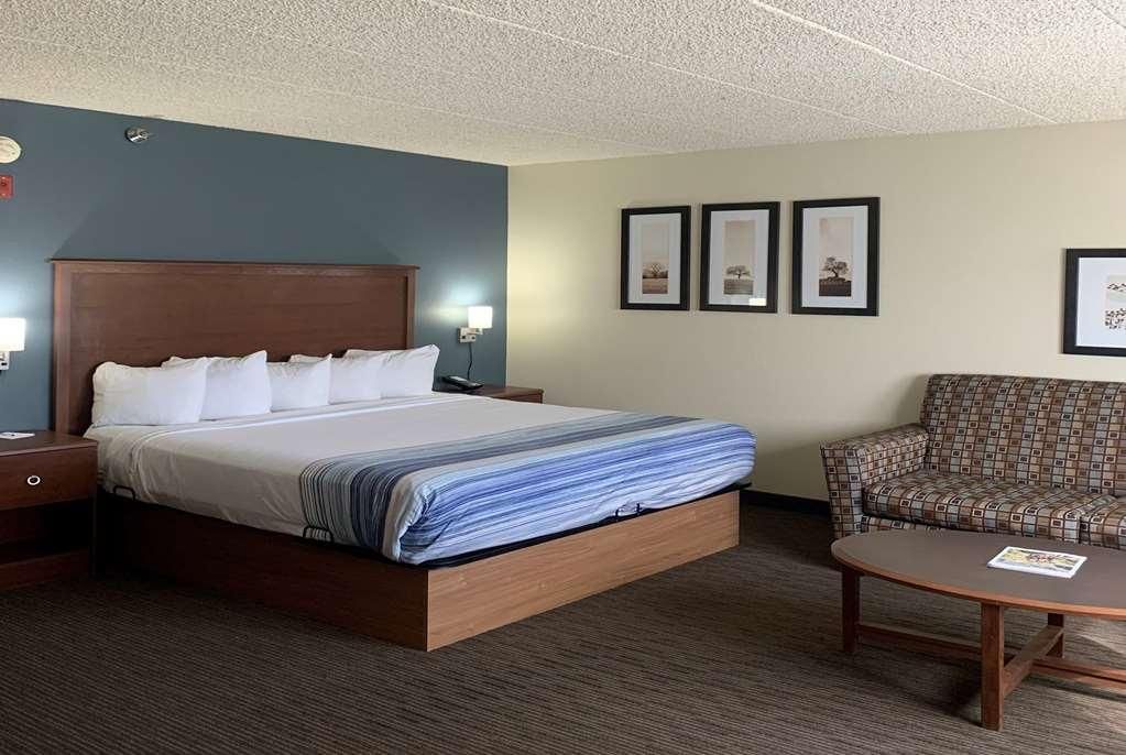 AmericInn by Wyndham Windsor Ft. Collins (Redmond)