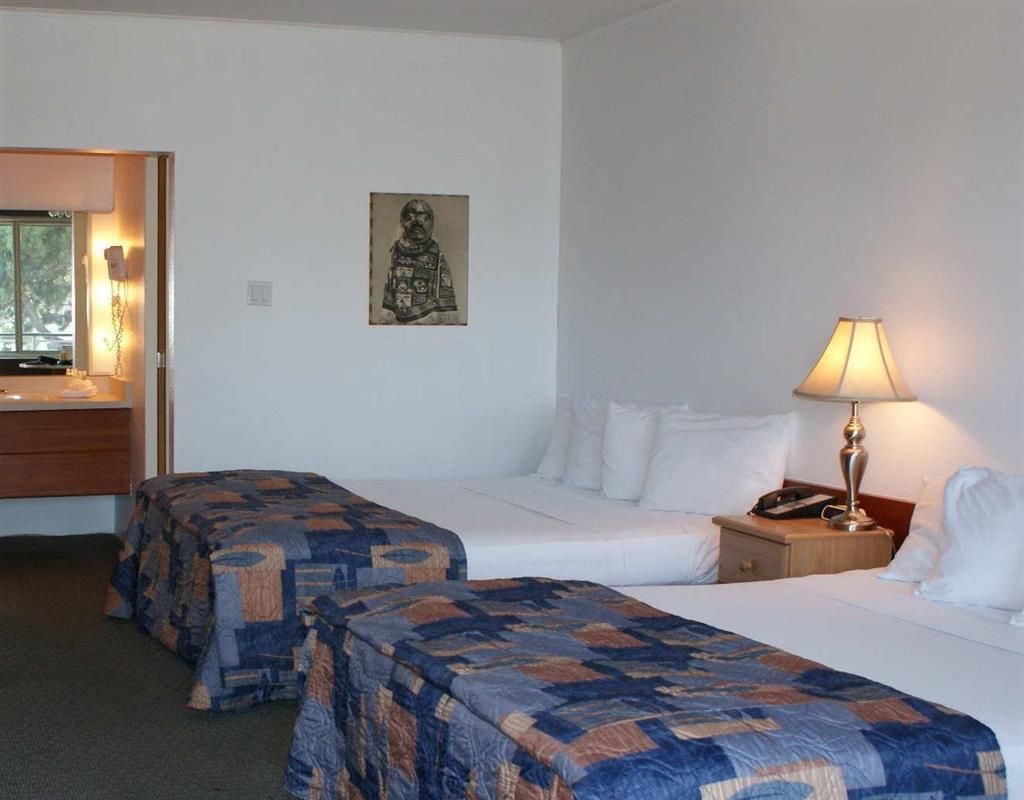 Paul's Motor Inn Victoria Great prices at HOTEL INFO