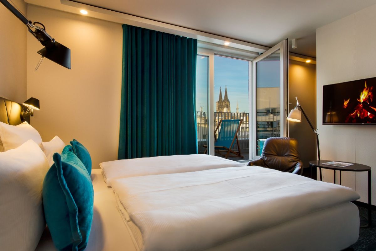 Motel One KölnNeumarkt bei HRS günstig buchen