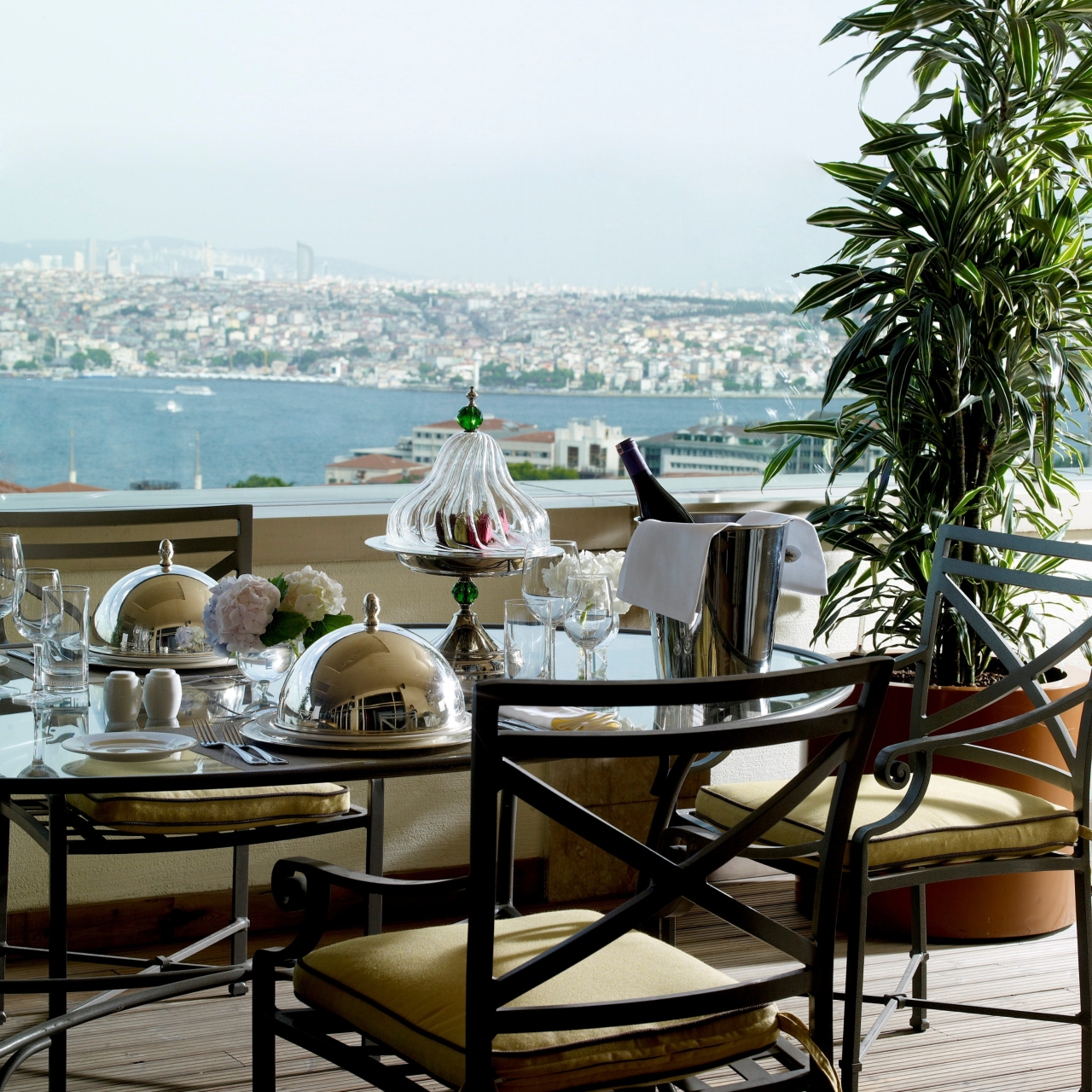 Hotel Divan Istanbul 5 Hrs Star Hotel In Istanbul Istanbul