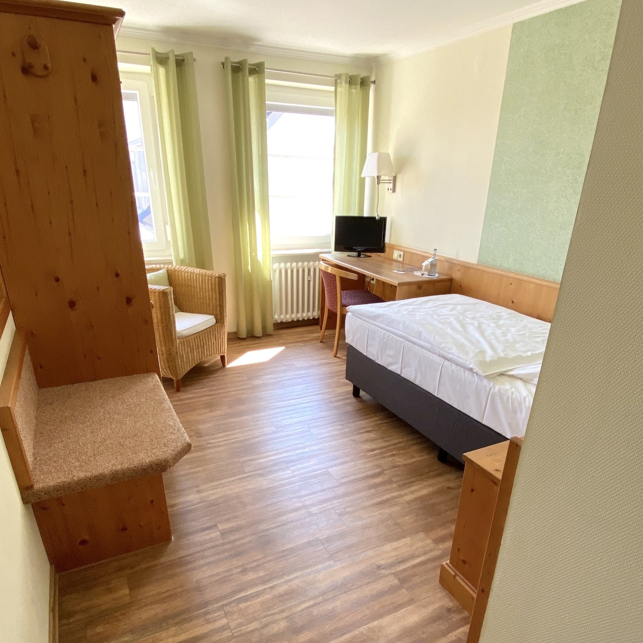 Hotel Deutsches Haus 3 Hrs Star Hotel In Kitzingen Bavaria