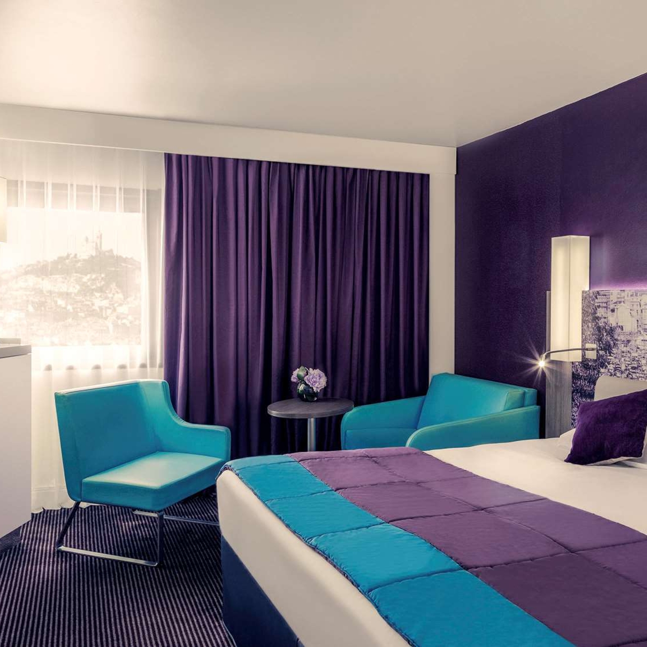 Hotel Mercure Marseille Centre Vieux Port 4 Hrs Star Hotel In Marseille Provence Alpes Cote D Azur The hotel mercure marseille centre has 199 rooms and is located next to the wtc convention center, just a short walk from the jardin des vestiges and 5 mins walk from the vieux port (old port). mercure marseille centre vieux port