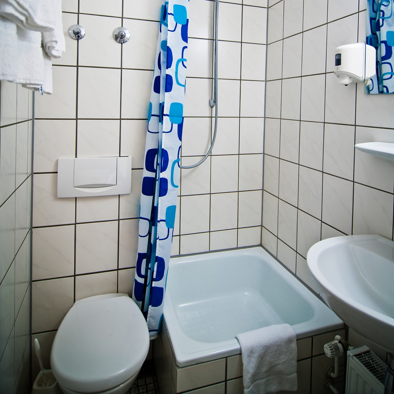 hostel haus international munich at hrs with free services