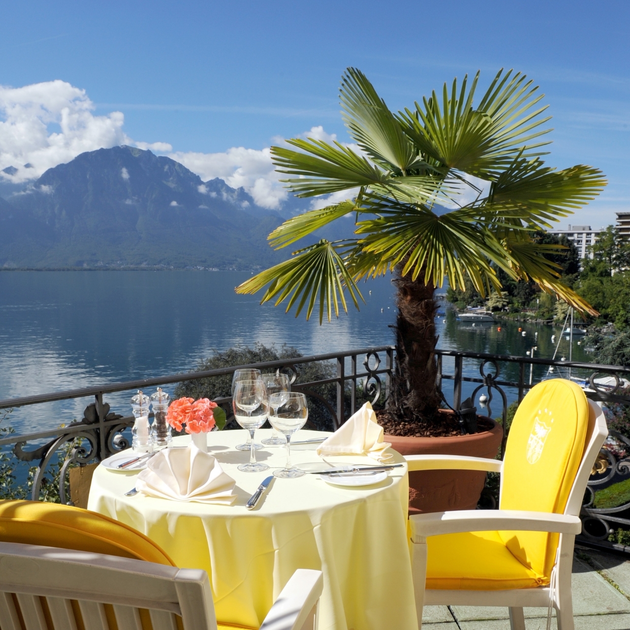 Golf-Hotel Rene Capt Montreux at HRS with free services