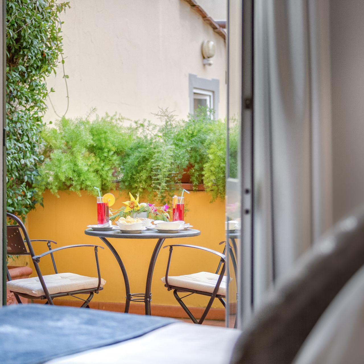 rivoli boutique hotel italy at hrs with free services