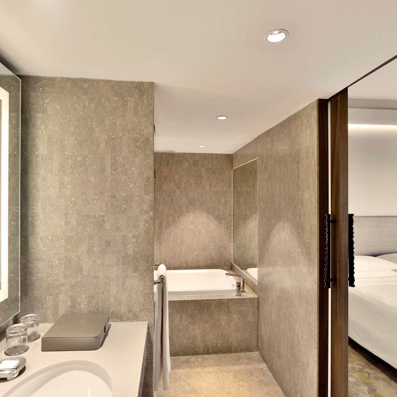 Hotel Hyatt Regency Delhi India At Hrs With Free Services