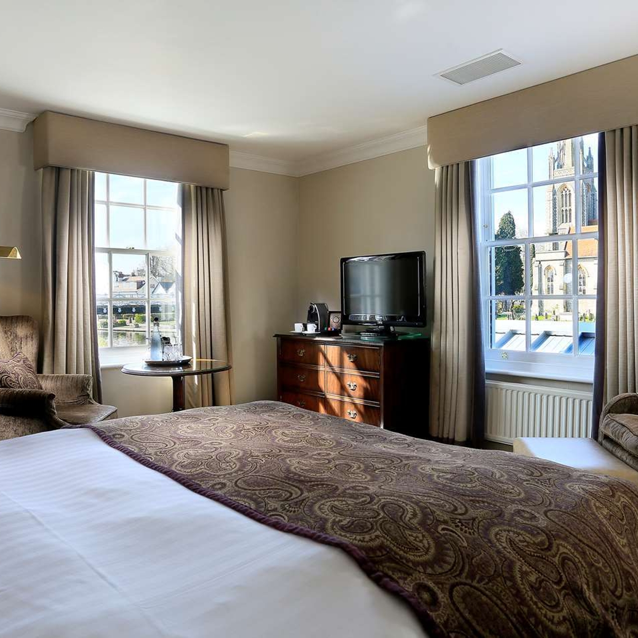 hotel macdonald compleat angler windsor and maidenhead at hrs with free services