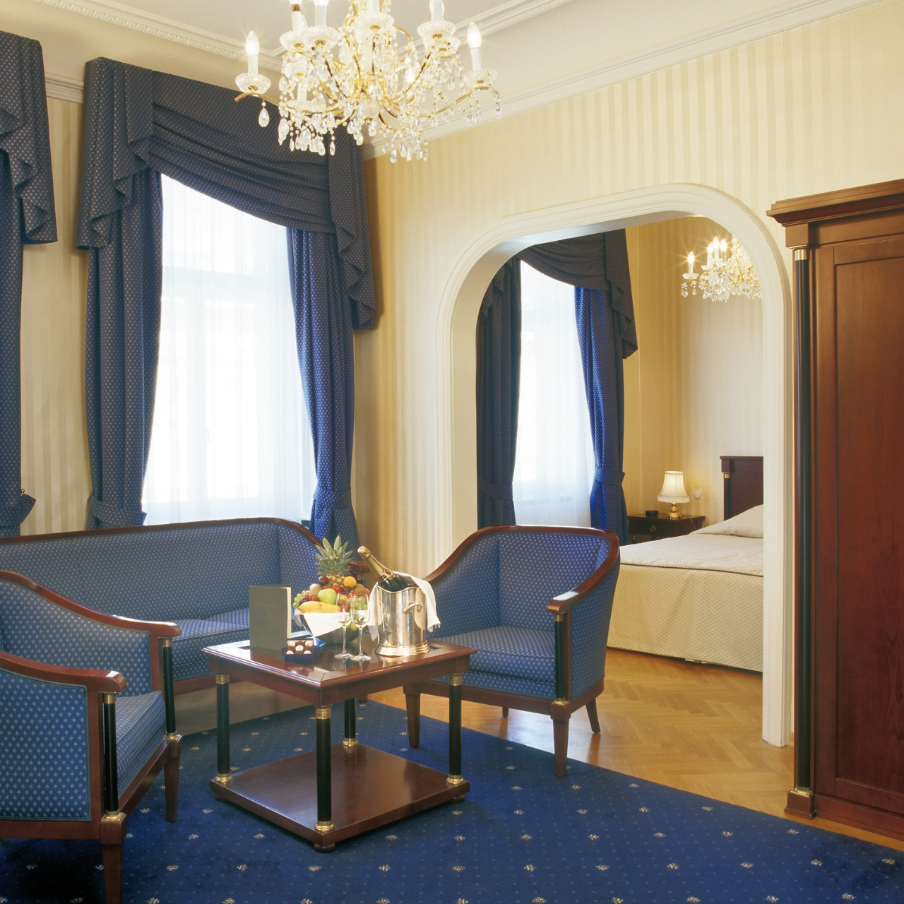 Hotel Ambassador in Wien bei HRS günstig buchen