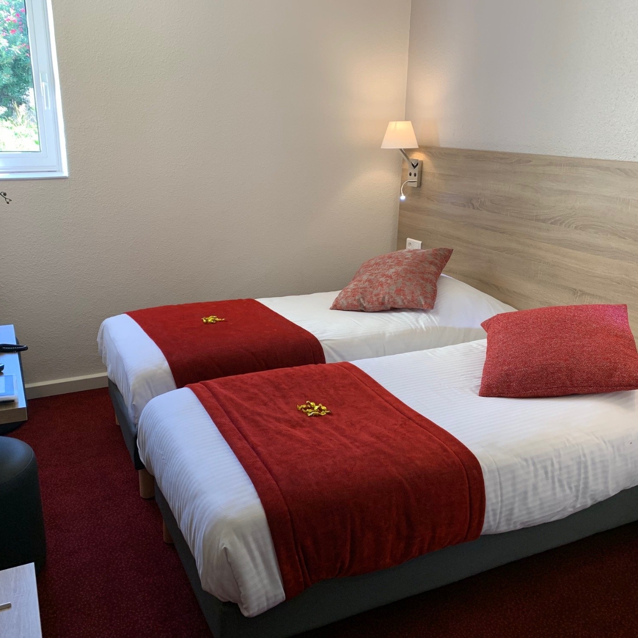 Get Wallpaper Nimes Hotel Costieres The Originals City Ex Inter Hotel 3 Hrs Free HD