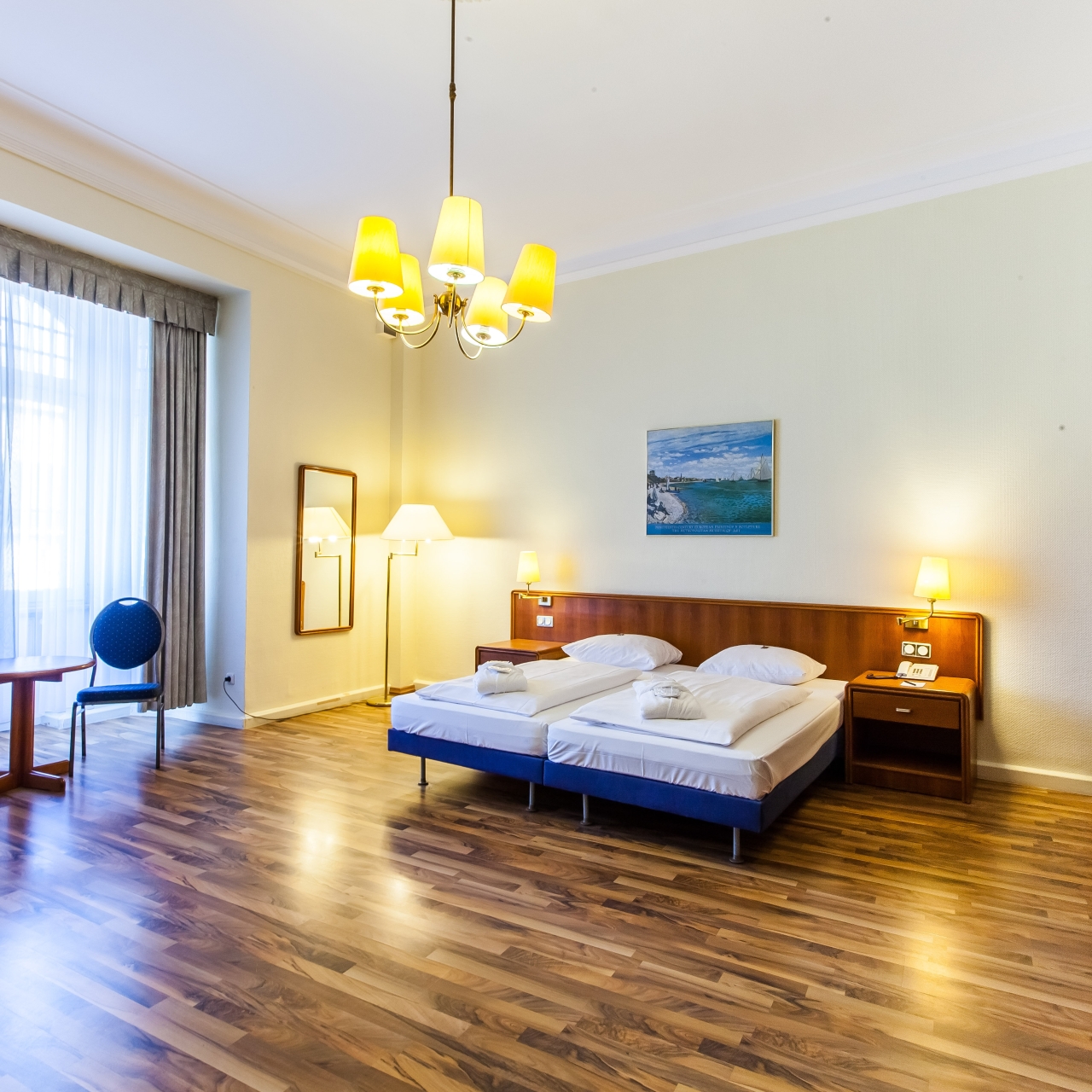 Hotel Monopol 4 Hrs Star Hotel In Frankfurt Am Main Hesse