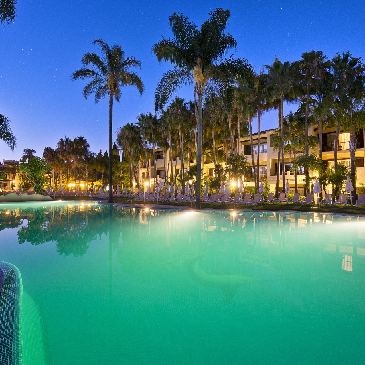 Hotel Bluebay Banús en Marbella en HRS con servicios gratuitos