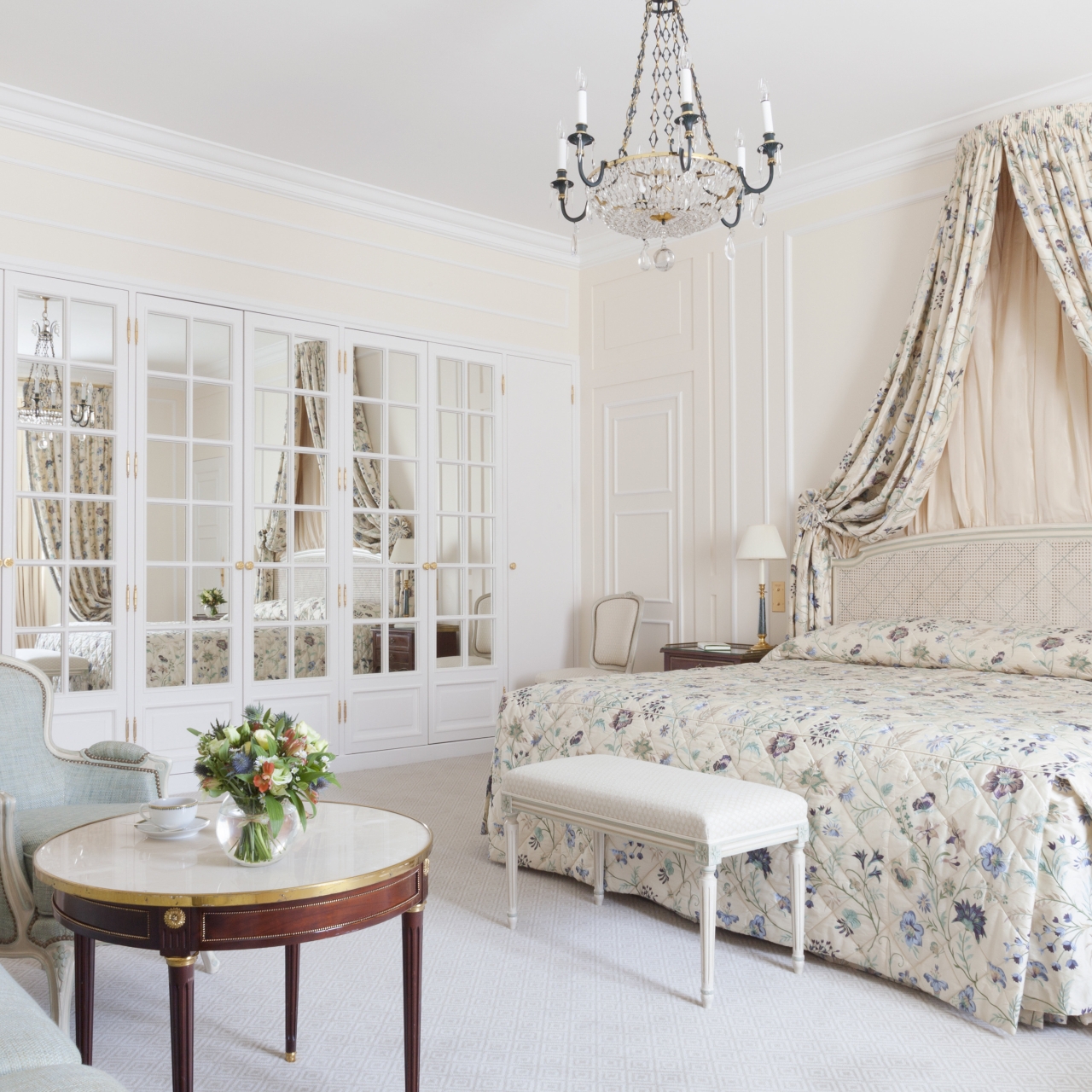166 Rue Du Faubourg Saint Honoré 75008 Paris Hotel Le Bristol Paris 5 Hrs Star Hotel In Paris Ile De France