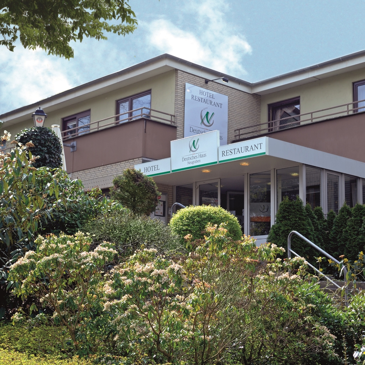 itm hotel deutsches haus hamburg at hrs with free services