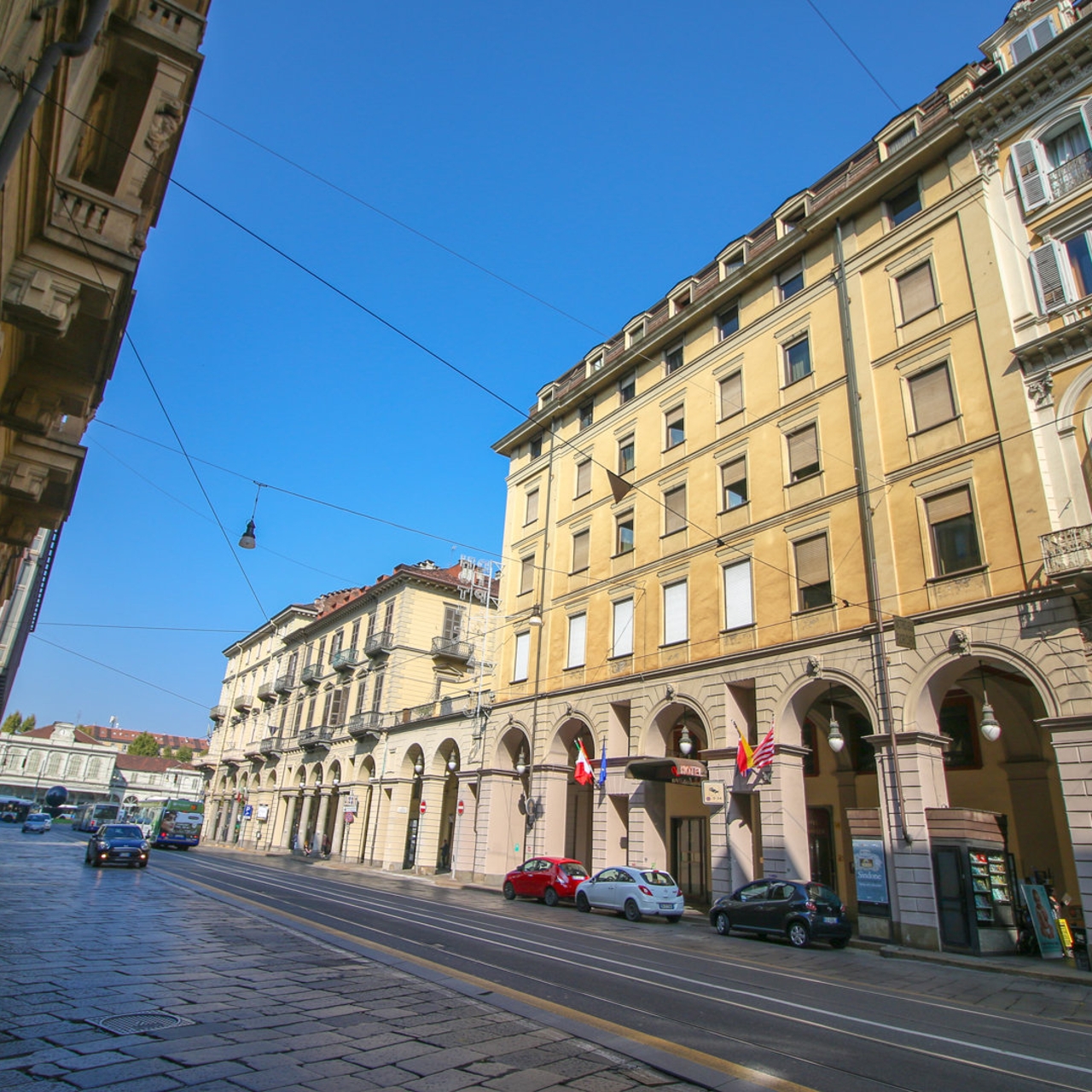 hotel diplomatic turin at hrs with free services