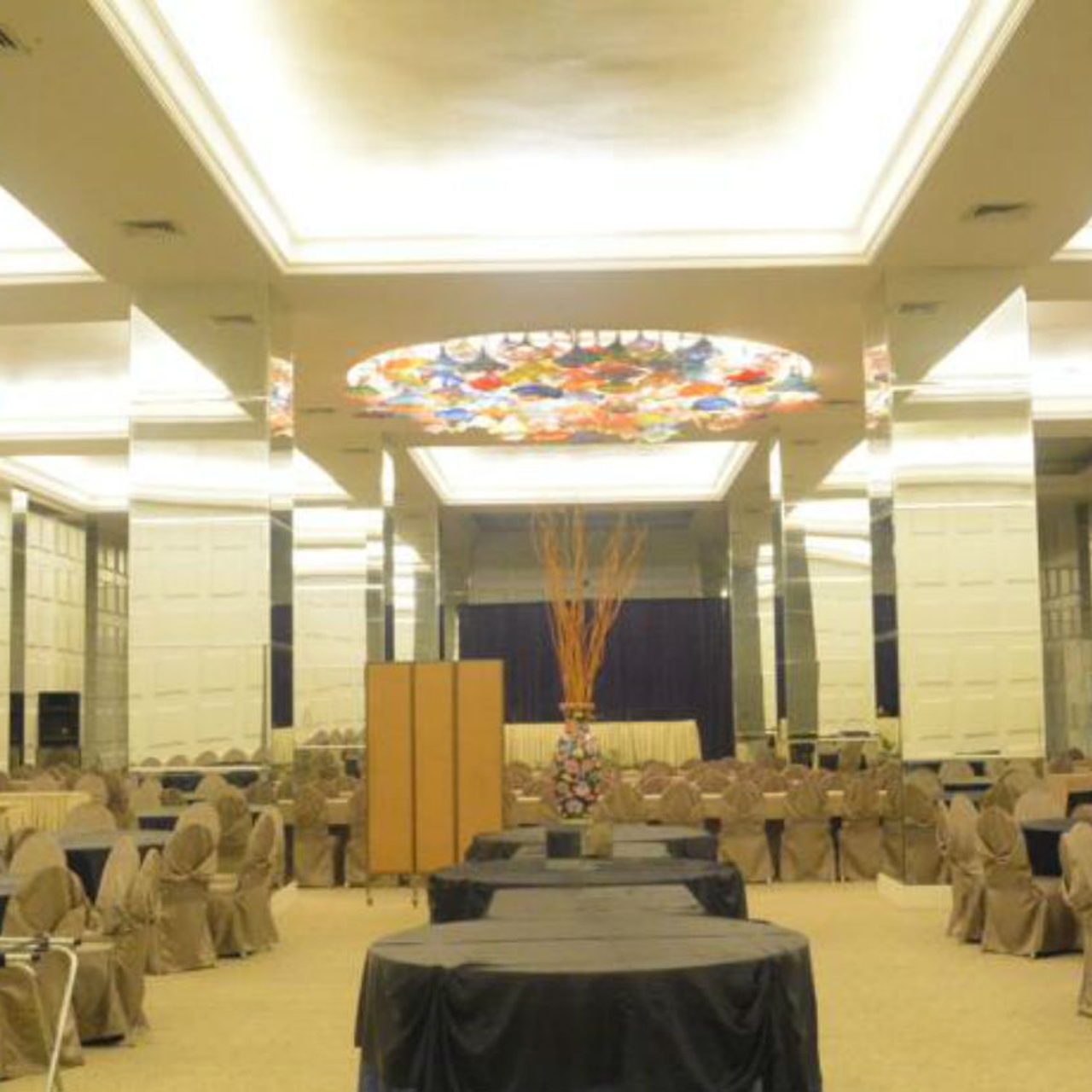 Garden Palace Hotel Surabaya Indonesia At Hrs With Free Services