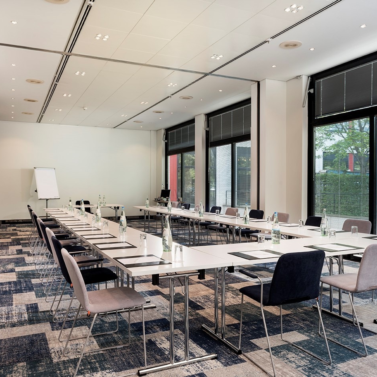 Holiday Inn Berlin City West Berlin Bei Hrs Gunstig Buchen